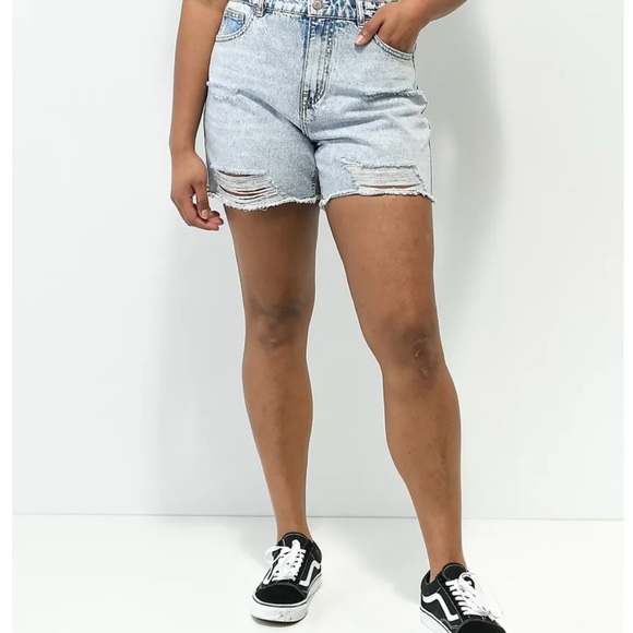 Unionbay Nate Shore Wash Distressed Jean Shorts - Picture 3 of 7